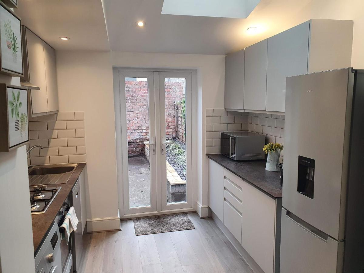 Victoria House - 3 Bedrooms, 3 Bathrooms By Cliftonvalley Apartments Bristol Dış mekan fotoğraf